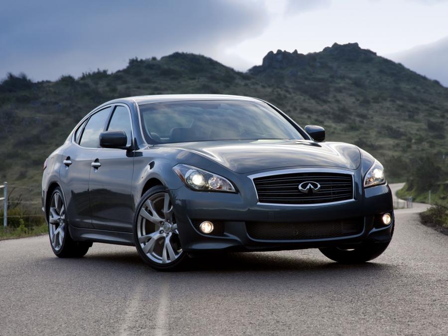  Infiniti M56 S 2010 года  (фото 10 из 34)